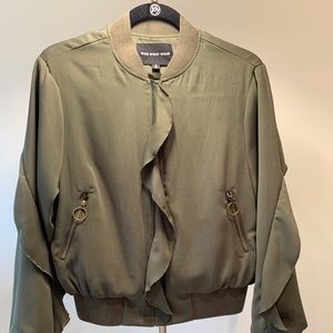 Army jacket with ruffles